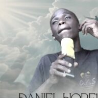 Daniel Hope1